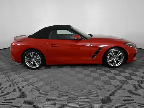 Used 2024 BMW Z4 sDrive30i image 21