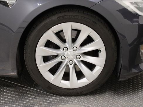 Used 2017 Tesla Model S 60D image 19