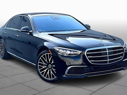 Used 2023 Mercedes-Benz S 580 4MATIC Sedan image 3