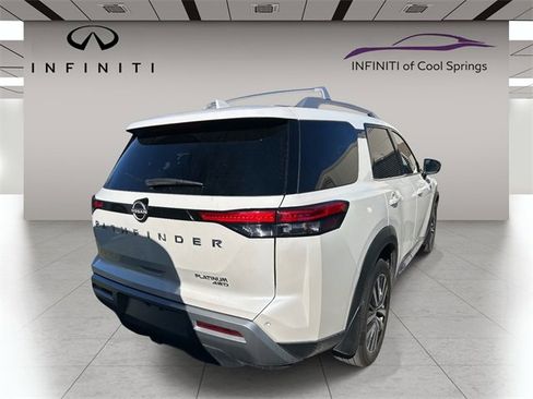 Used 2024 Nissan Pathfinder Platinum w/ Cargo Package image 6