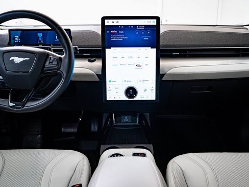 Used 2022 Ford Mustang Mach-E Premium w/ Ice White Appearance Package image 32