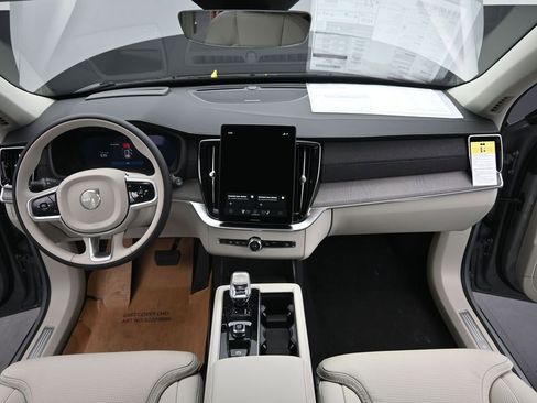 New 2026 Volvo XC90 B6 Ultra w/ Protection Package AWD/4WD image 22