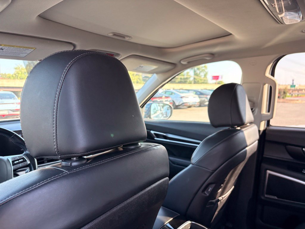 Used 2025 Kia Telluride S AWD/4WD image 29
