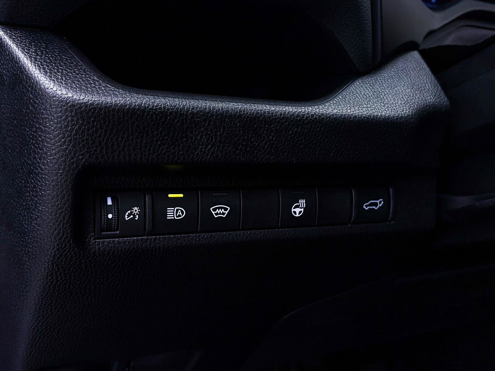 Used 2024 Toyota RAV4 XLE Premium w/ Weather Package FWD image 19