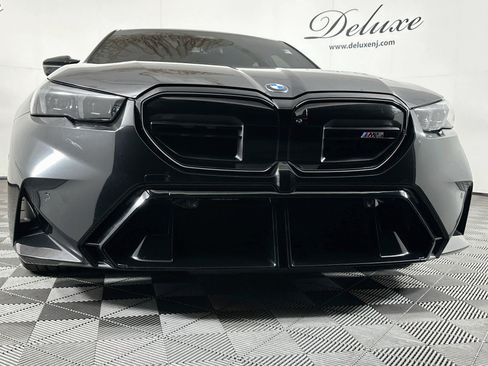 Used 2025 BMW M5 w/ Executive Package AWD/4WD image 30
