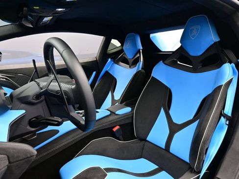 Used 2026 Lamborghini Temerario AWD/4WD image 5