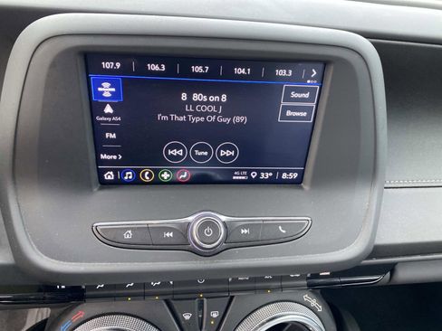 Used 2024 Chevrolet Camaro LT image 10