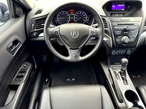 Used 2018 Acura ILX w/ Special Edition Package image 21