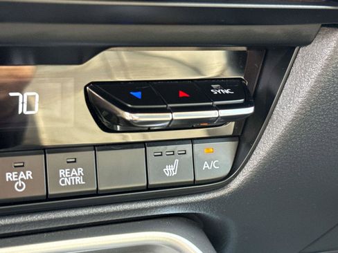 Certified 2025 MAZDA CX-70 Plug-In Hybrid w/ Premium Pkg image 28