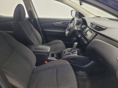 Used 2019 Nissan Rogue Sport S w/ Appearance Package image 21