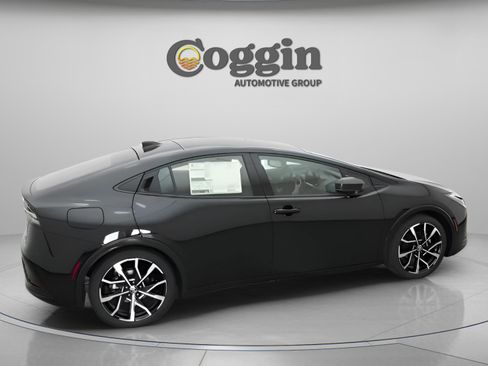 New 2026 Toyota Prius Plug-In Hybrid image 21