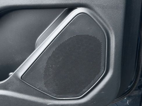 Certified 2022 Ford Explorer XLT image 30