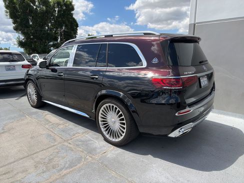 Used 2023 Mercedes-Benz Maybach GLS 600 4MATIC image 8
