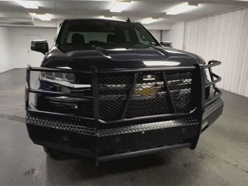 Used 2021 Chevrolet Silverado 1500 LT image 3