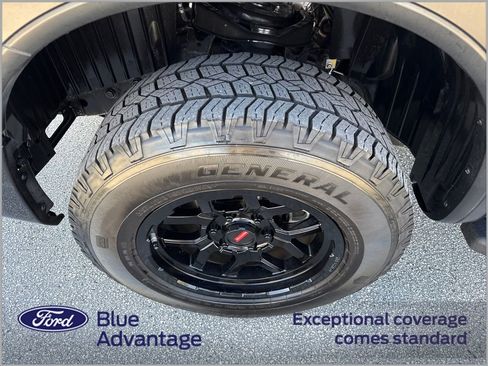 Used 2024 Nissan Titan PRO-4X image 12