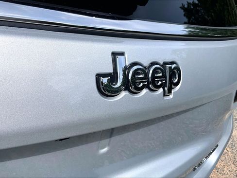 Used 2026 Jeep Compass Limited AWD/4WD image 31