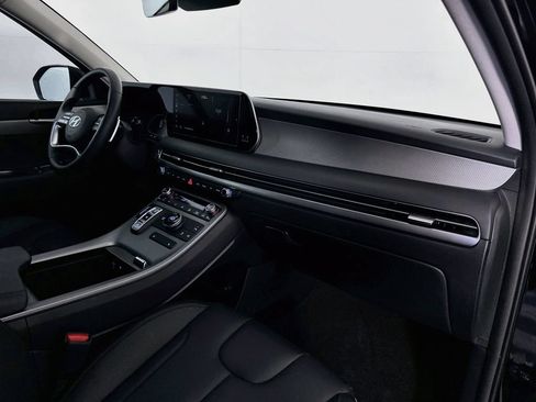 Certified 2025 Hyundai Palisade XRT FWD image 31