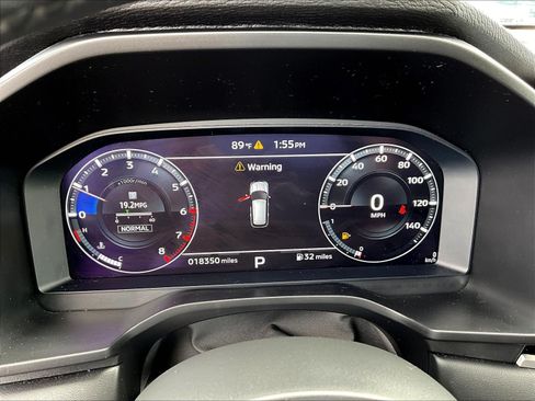 Used 2024 Mitsubishi Outlander SE Black Edition AWD/4WD image 13