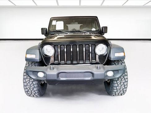 Used 2022 Jeep Wrangler Unlimited Sport AWD/4WD image 2