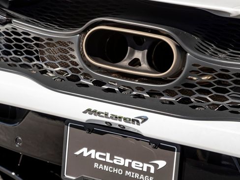 Used 2024 McLaren 750S Spider image 14