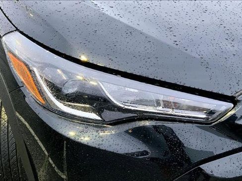 Certified 2024 Toyota Corolla Cross SE image 26