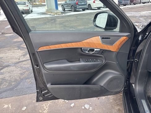 Certified 2023 Volvo XC90 B6 Core w/ Climate Package image 15