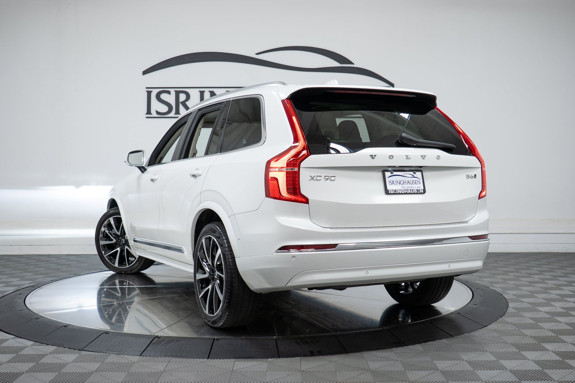 Certified 2023 Volvo XC90 B6 Plus w/ Protection Package Premier AWD/4WD image 29