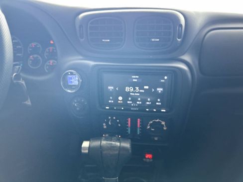 Used 2007 Chevrolet TrailBlazer SS RWD image 71