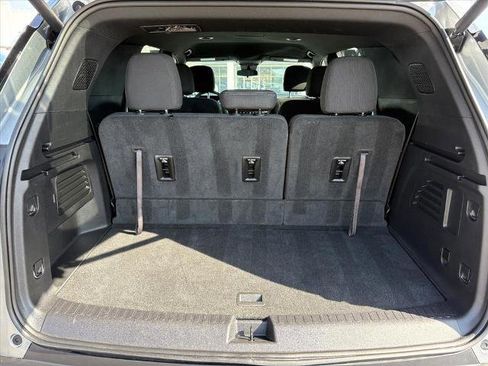 Certified 2025 Chevrolet Traverse LT image 22