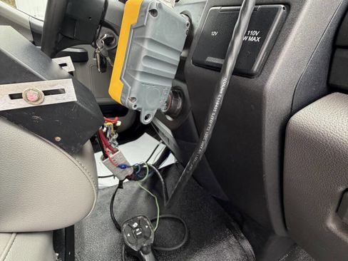 Used 2021 Ford F550 4x4 Regular Cab Super Duty image 45
