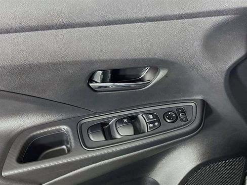 Used 2025 Nissan Versa SV w/ Trunk Package FWD image 18