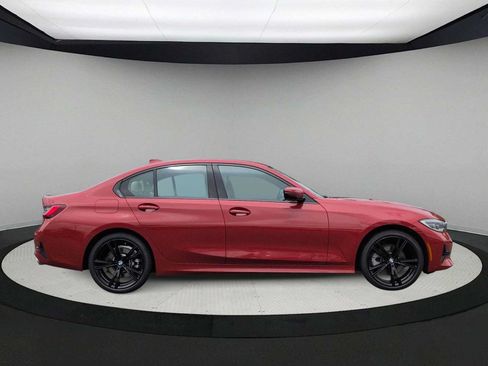 Used 2022 BMW 330i xDrive Sedan w/ Driving Assistance Package AWD/4WD image 9
