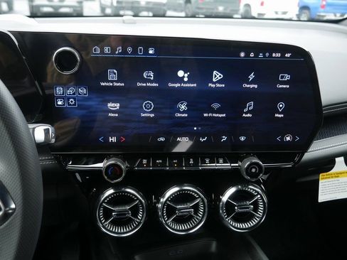 New 2025 Chevrolet Blazer EV LT image 11