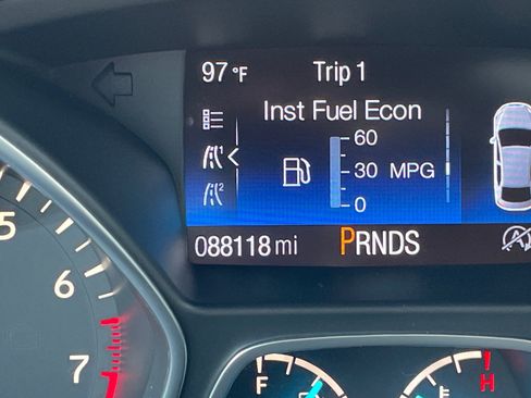 Used 2018 Ford Escape SEL AWD/4WD image 12