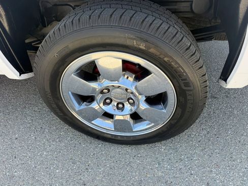 Used 2011 GMC Sierra 1500 SLE w/ Regional Value Package RWD image 11