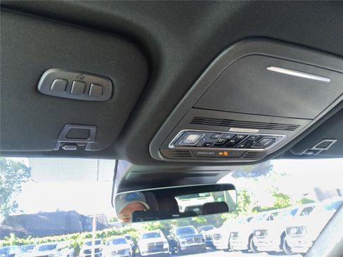 New 2026 Lincoln Nautilus Reserve AWD/4WD image 35