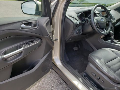 Used 2017 Ford Escape Titanium AWD/4WD image 8