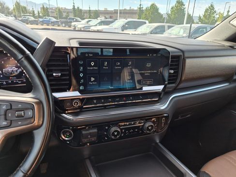 Used 2024 Chevrolet Silverado 3500 High Country w/ High Country Premium Package AWD/4WD image 26