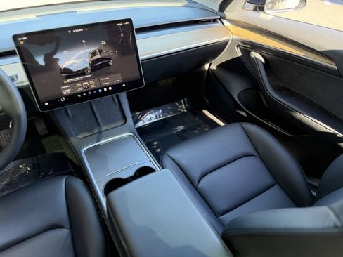 Used 2022 Tesla Model 3 Long Range image 42