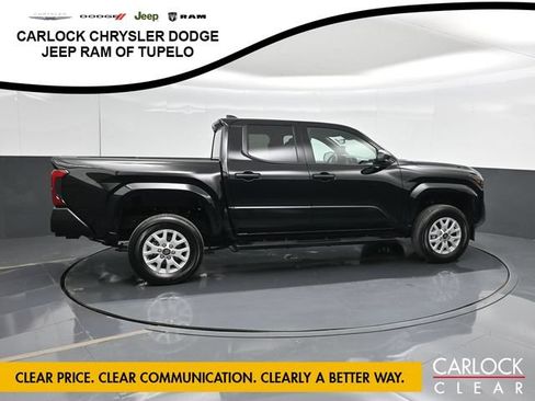 Used 2025 Toyota Tacoma SR AWD/4WD image 4
