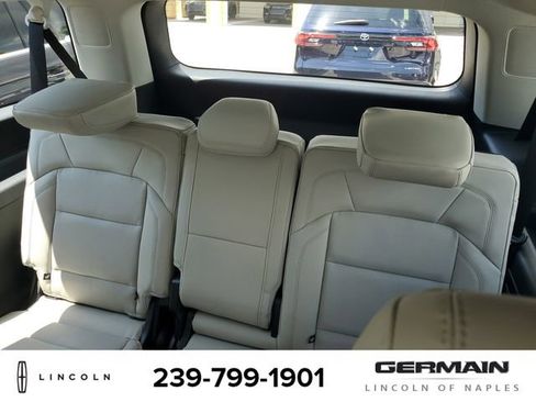 New 2026 Lincoln Navigator L Reserve AWD/4WD image 20