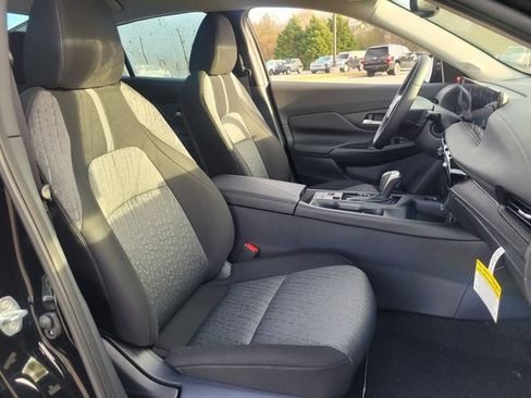 New 2026 Nissan Sentra SV w/ SV Convenience Package FWD image 9