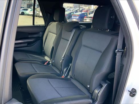 Used 2020 Ford Expedition Max XLT image 20
