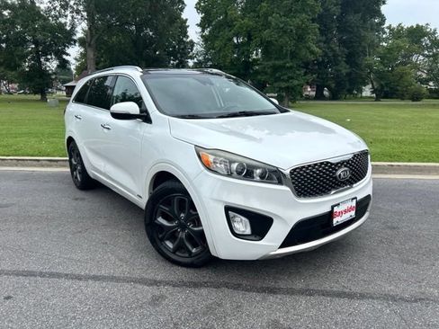 Used 2017 Kia Sorento SX AWD/4WD image 2
