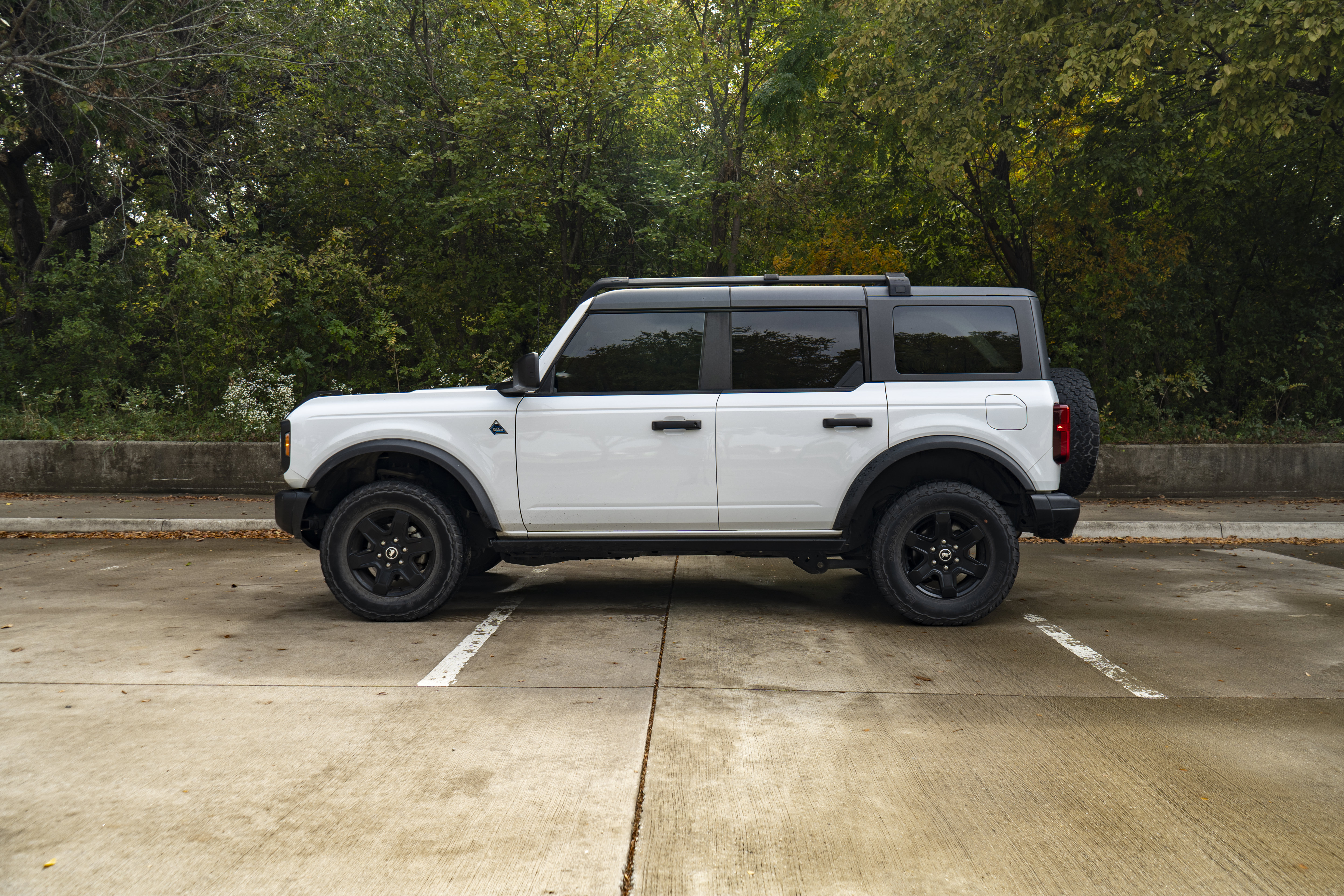 Used 2022 Ford Bronco Black Diamond AWD/4WD image 6