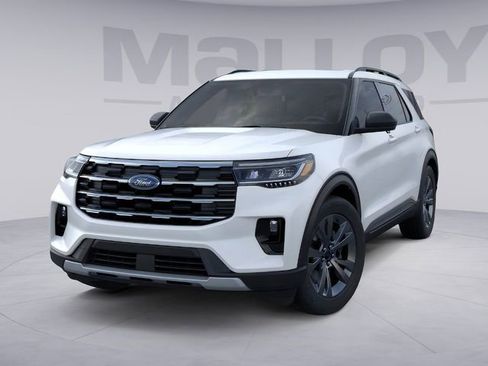 New 2026 Ford Explorer Active w/ Active Comfort Package image 10