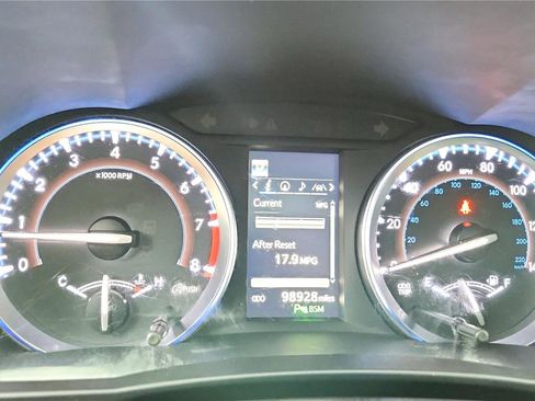 Used 2017 Toyota Highlander Limited Platinum image 22