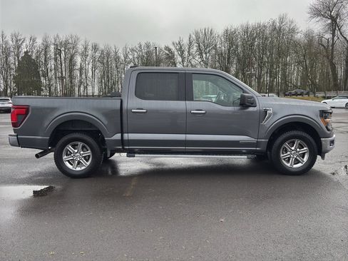 Used 2024 Ford F150 XLT w/ Mobile Office Package image 28