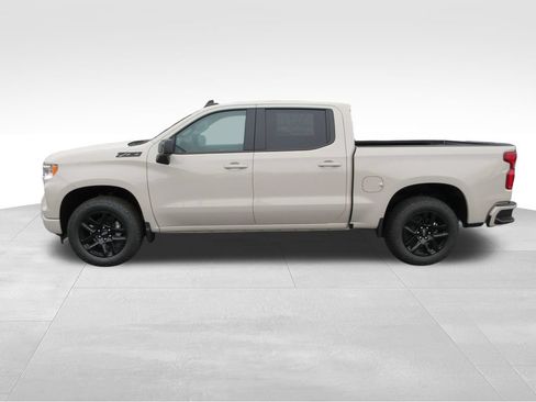 New 2026 Chevrolet Silverado 1500 RST w/ Z71 Off-Road Package AWD/4WD image 3