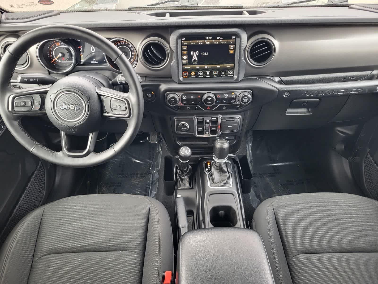 Used 2023 Jeep Wrangler Unlimited Sport AWD/4WD image 25